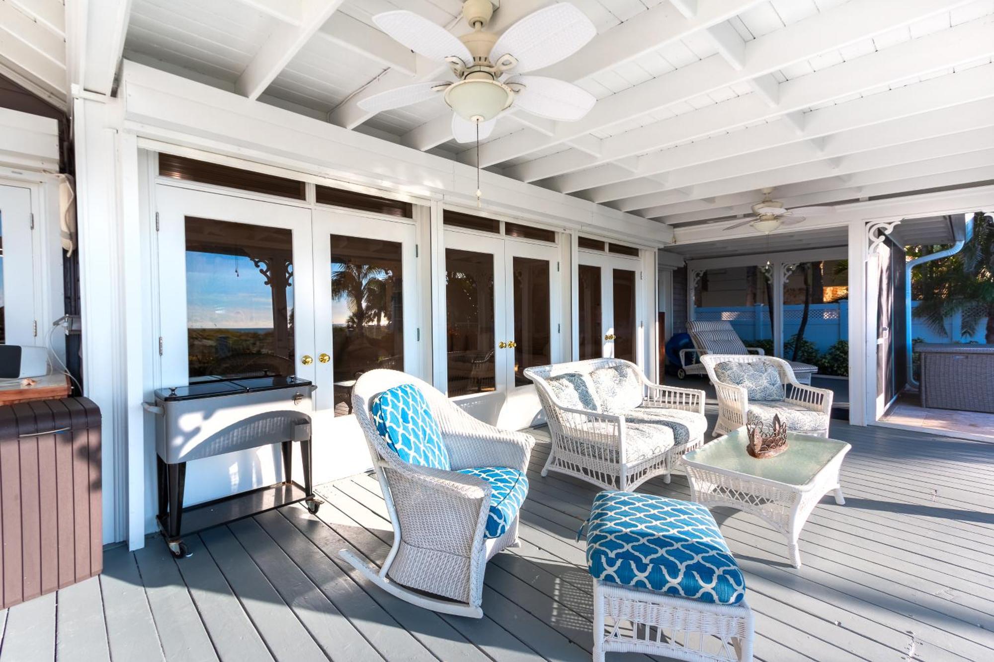 Sunset Breeze - Beachfront Pool Home - Monthly Rental 클리어워터 비치 외부 사진