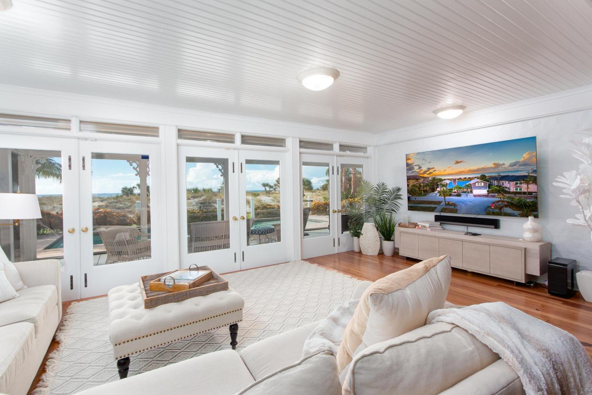 Sunset Breeze - Beachfront Pool Home - Monthly Rental 클리어워터 비치 외부 사진