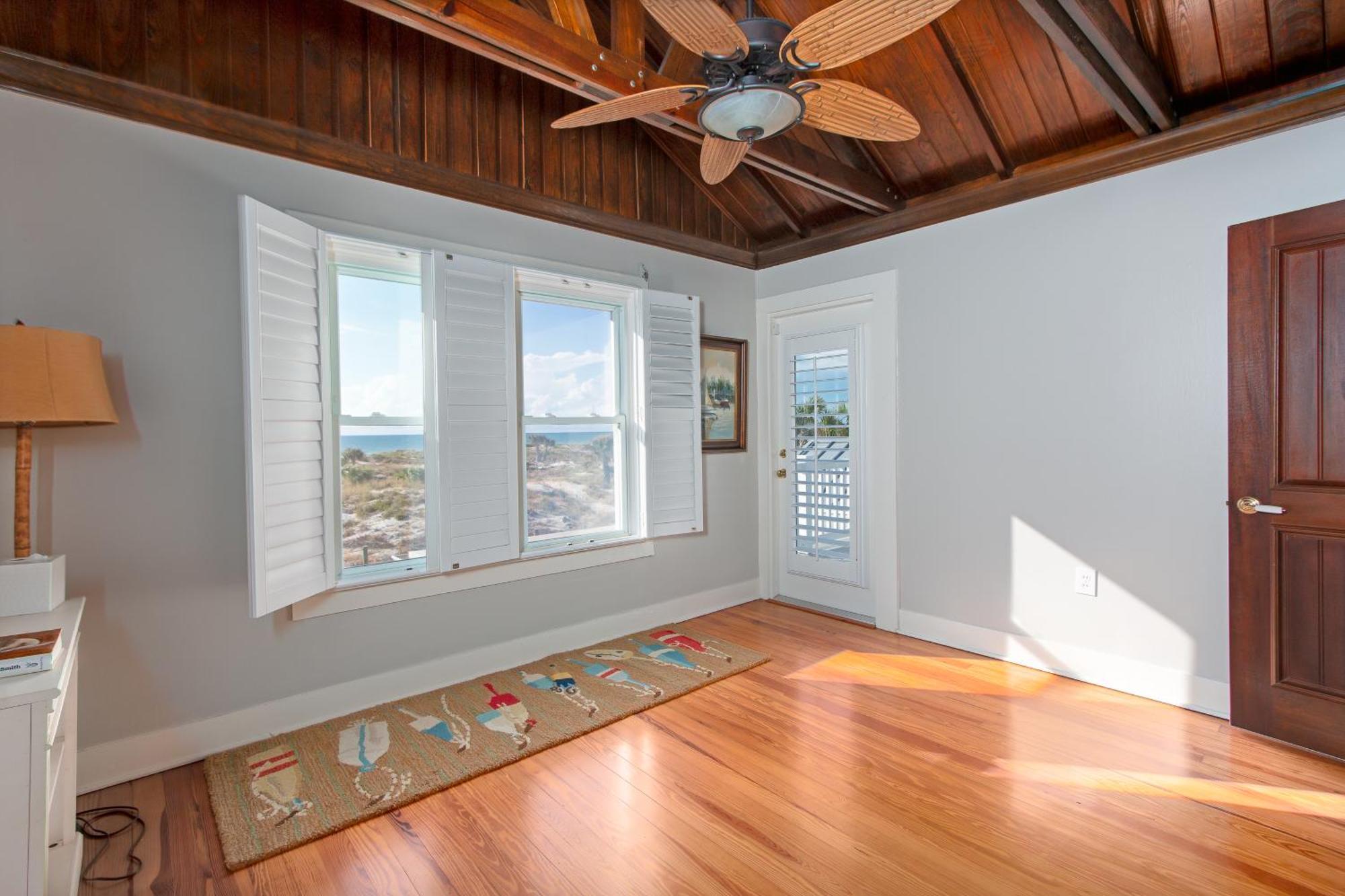 Sunset Breeze - Beachfront Pool Home - Monthly Rental 클리어워터 비치 외부 사진