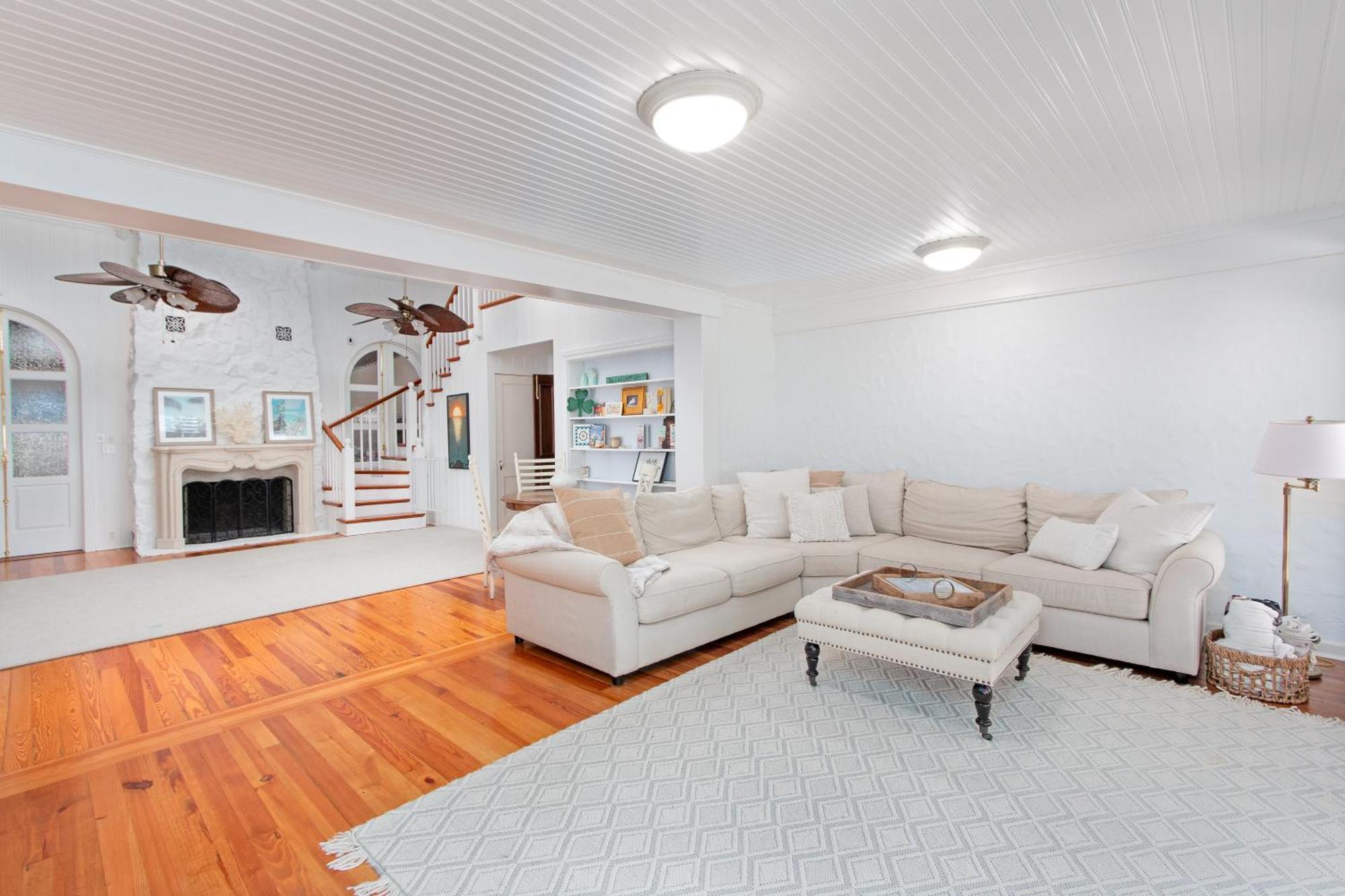 Sunset Breeze - Beachfront Pool Home - Monthly Rental 클리어워터 비치 외부 사진