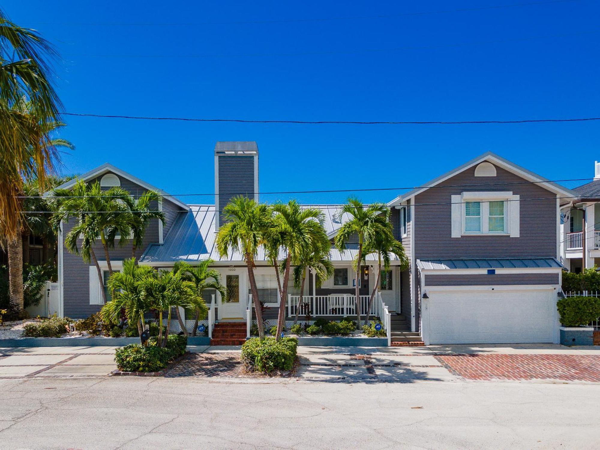 Sunset Breeze - Beachfront Pool Home - Monthly Rental 클리어워터 비치 외부 사진