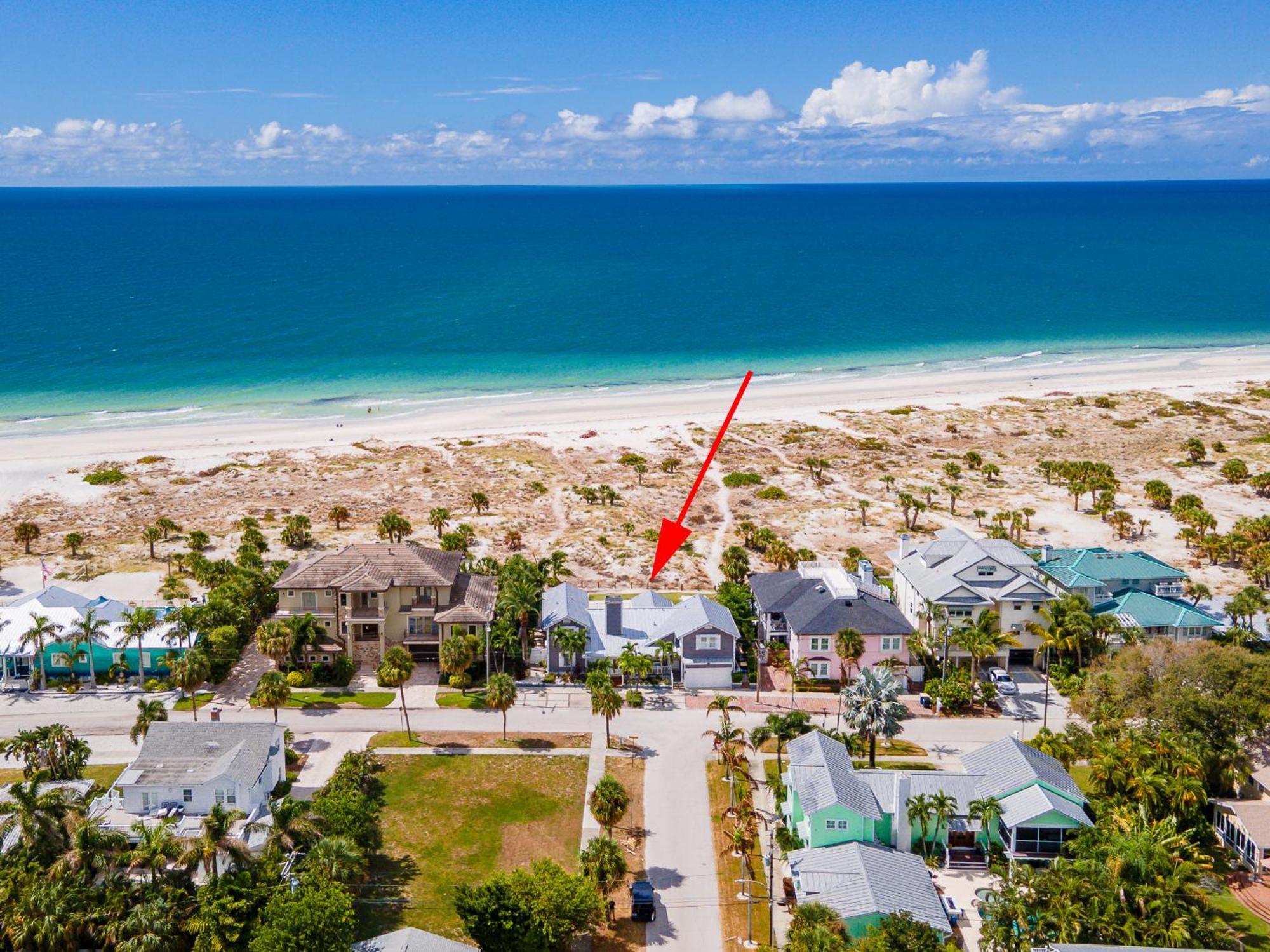 Sunset Breeze - Beachfront Pool Home - Monthly Rental 클리어워터 비치 외부 사진